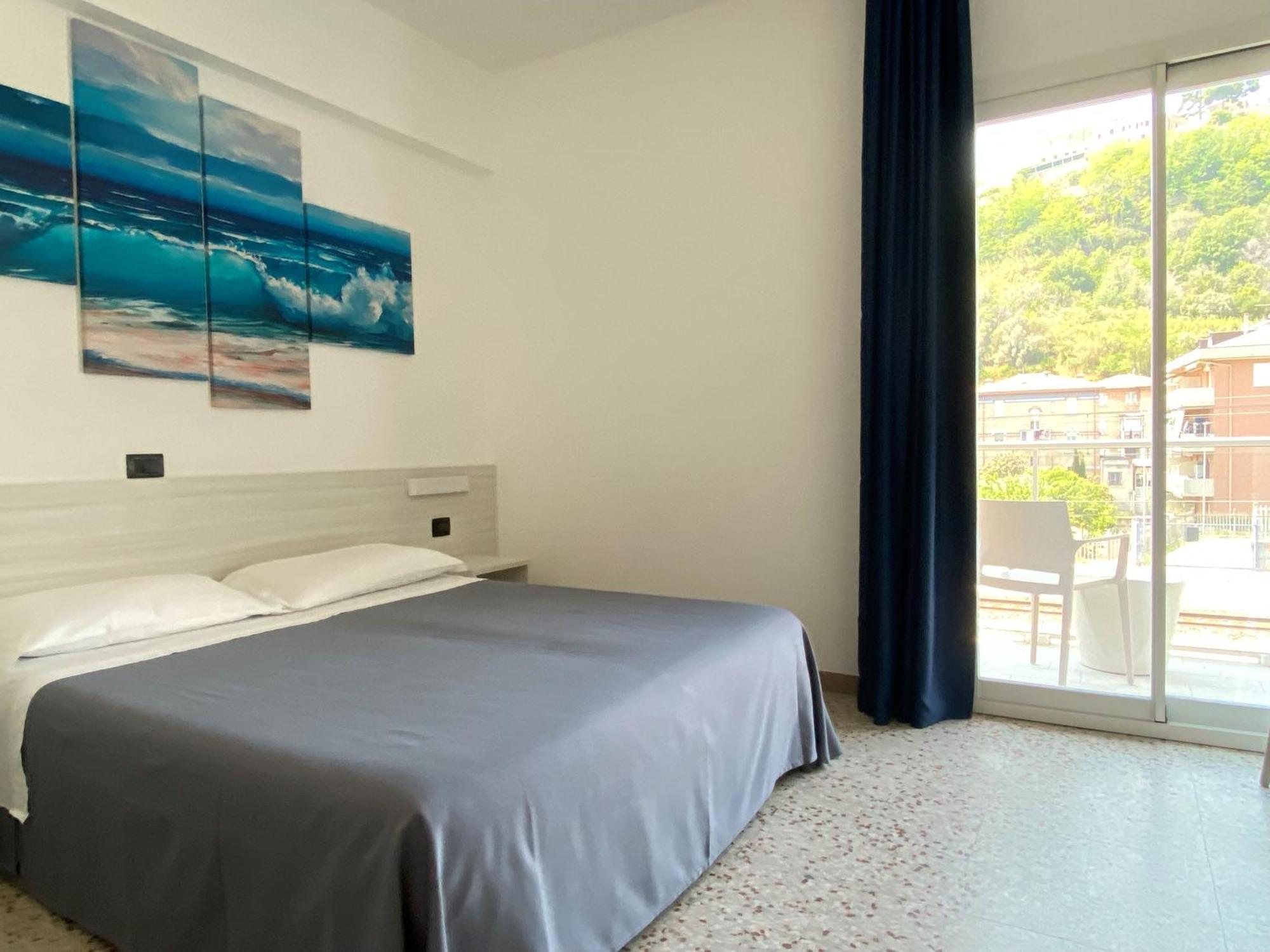 Hotel Ideal คูปรา มาริตติมา ภายนอก รูปภาพ