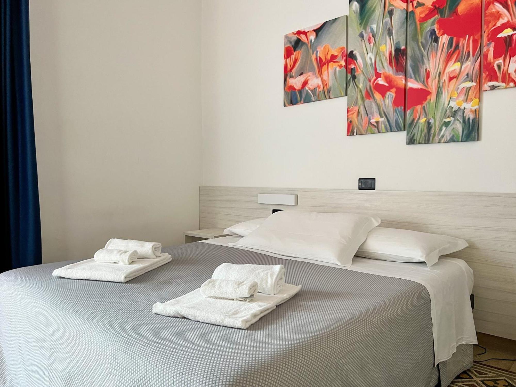 Hotel Ideal คูปรา มาริตติมา ภายนอก รูปภาพ